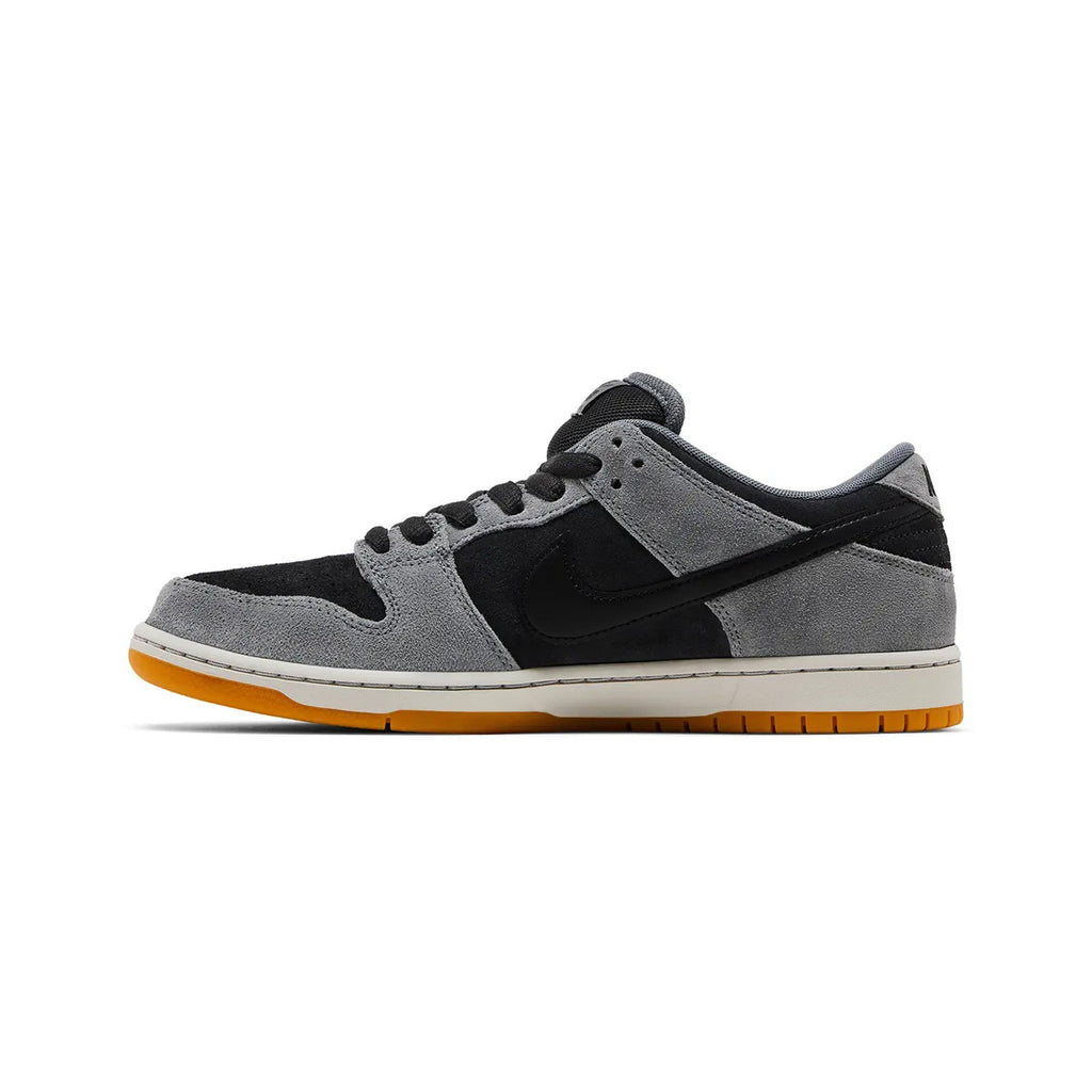 Nike SB Dunk Low 'Dark Smoke Grey' (2024)